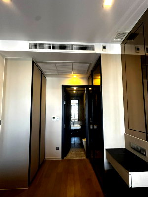 คอนโดให้เช่า : 1 ห้องนอน | 1 ห้องน้ำ | MRT Sukhumvit | 34 ตร.ม. | 35,000 บาท/เดือน | ชั้น 26 — Ashton Asoke กรุงเทพฯ