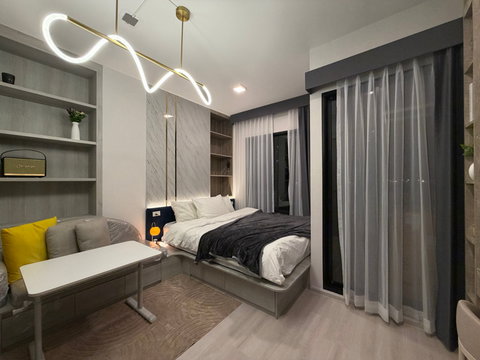 ห้องแต่งใหม่ พร้อม ย้ายเข้าอยู่ Cobe รัชดา - พระราม 9 เพียง 17,000/month