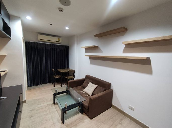 1-bed condo for rent, 34 sqm, Thana Astoria