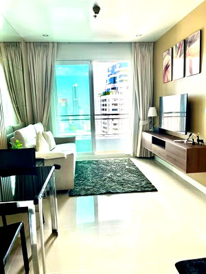 Condos for rent : 1Bed | 1Bath | BTS Nana | 40sqm | THB 23,000/mo | Fl.26 — Circle Condominium Bangkok