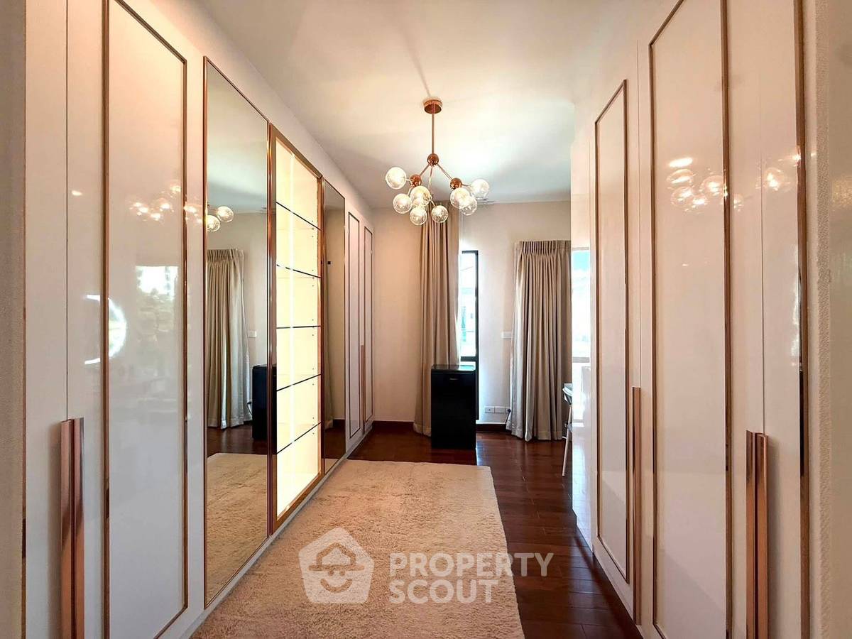 รูป บ้าน 4 ห้องนอน ขนาด 309 ตร.ม. เดอะ ซิตี้ เอกมัย - ลาดพร้าว (ID 3270116) - รูปที่ 19/29