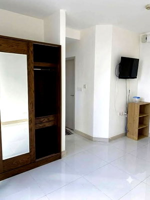Condos for rent : Studio | 1Bath | BTS Krung Thon Buri | 21sqm | THB 10,000/mo | Fl.10 — Ideo Mobi Sathorn Bangkok