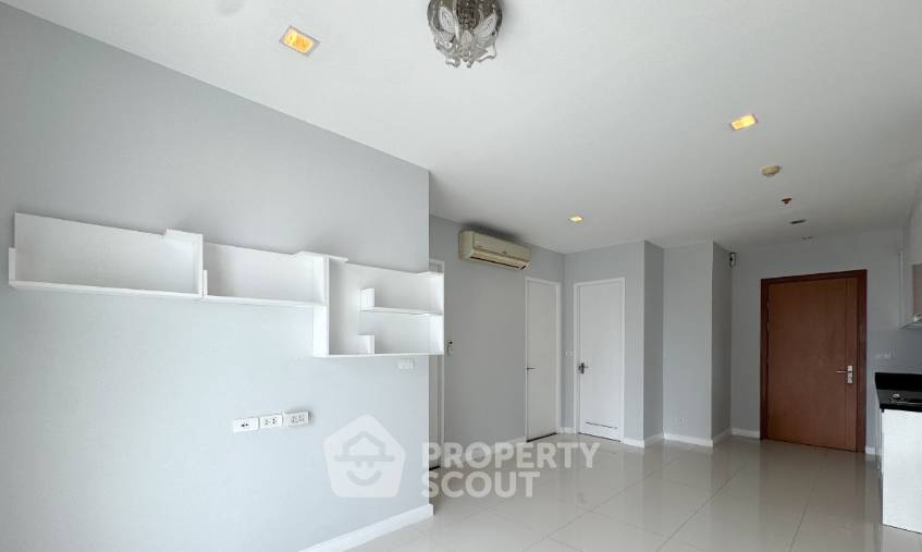รูป คอนโด 2 ห้องนอน The Bloom Sukhumvit 71 ใกล้ BTS พระโขนง (ID 3262153) - รูปที่ 3/5