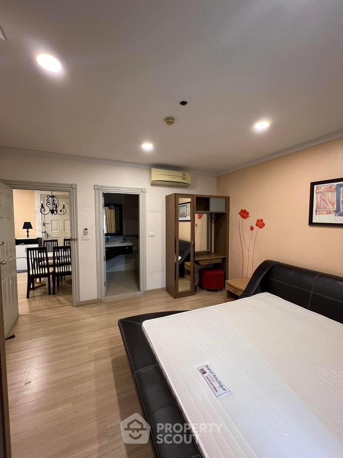 รูป คอนโด 2-ห้องนอน ที่ ไลฟ์ แอท สาทร 10 ใกล้ BTS เซนต์หลุยส์ (ID 1472079) - รูปที่ 3/10