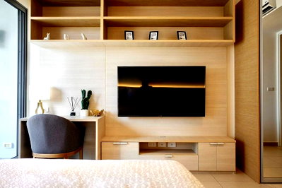 Condos for rent : Studio | 1Bath | BTS Ekkamai | 28sqm | THB 18,000/mo | Fl.9 — The Lofts Ekkamai Bangkok