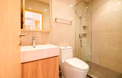 Condos for rent : 2Bed | 2Bath | BTS Ekkamai | 60sqm | THB 68,000/mo | Fl.22 — Maru Ekkamai 2 Bangkok