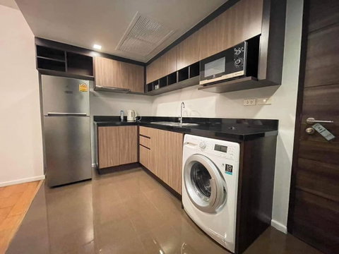1Bed | 1Bath | BTS Nana | 32sqm | THB 23,000/mo | Fl.5 — Focus Ploenchit Bangkok