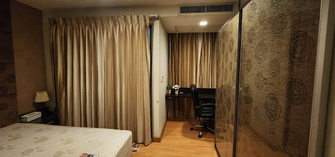 1 ห้องนอน | 1 ห้องน้ำ | BTS Ekkamai | 40 ตร.ม. | 20,000 บาท/เดือน | ชั้น 10 — Nusasiri Grand กรุงเทพฯ