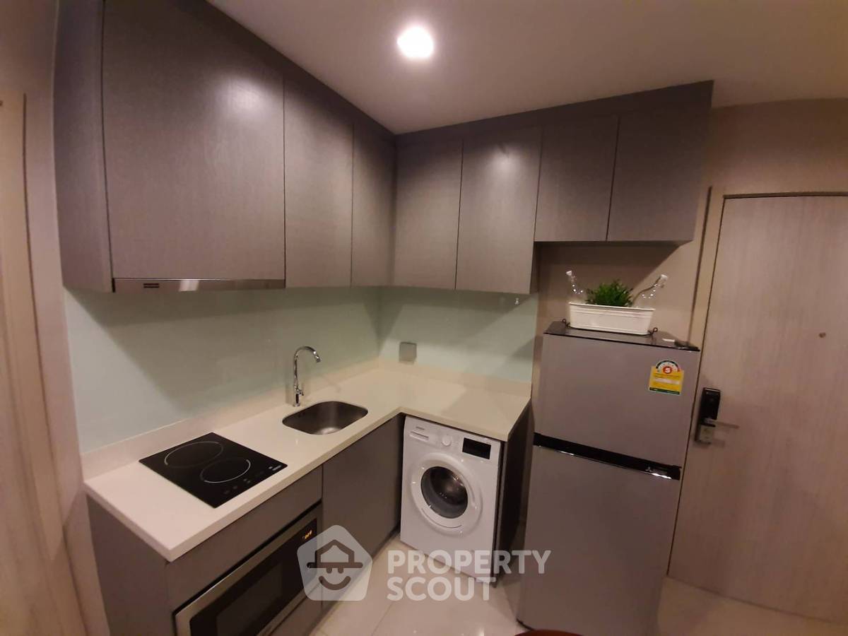 รูป คอนโด 2 ห้องนอน Rhythm Sukhumvit 36-38 ใกล้ BTS ทองหล่อ (ID 575308) - รูปที่ 5/16