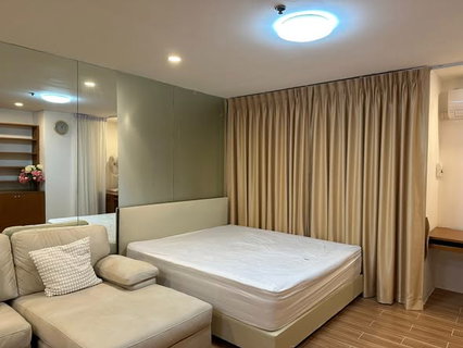 รูปภาพ 1 ห้องนอน | 1 ห้องน้ำ | BTS Ratchadamri | 45 ตร.ม. | 17,000 บาท/เดือน | ชั้น 17 — The Grand Regent กรุงเทพฯ