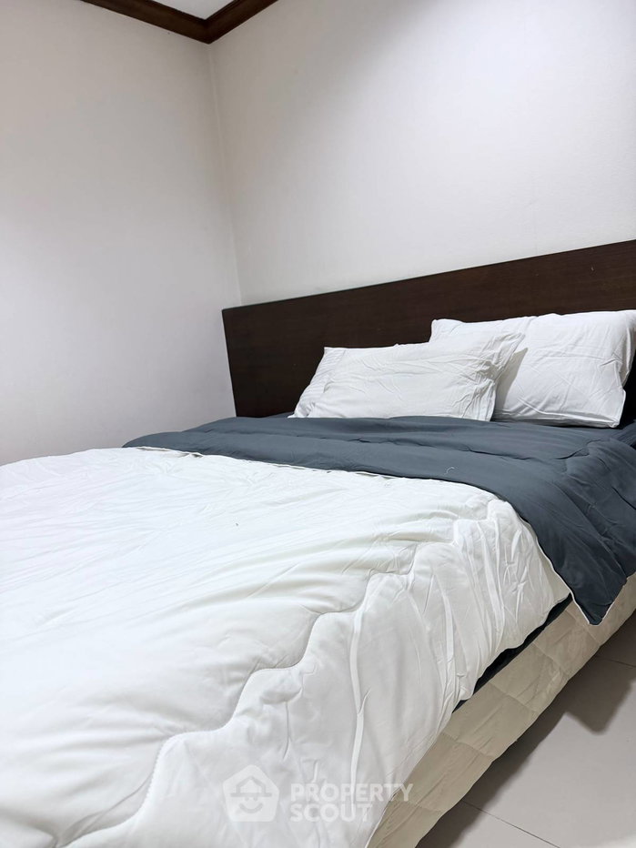 picture 2-BR Condo at Wittayu Complex near BTS Phloen Chit (ID 3270589) - 4/7