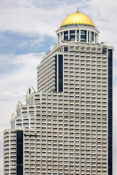 2 ห้องนอน | 3 ห้องน้ำ | BTS Saphan Taksin | 268 ตร.ม. | 120,000 บาท/เดือน | ชั้น 18 — State Tower Silom กรุงเทพฯ