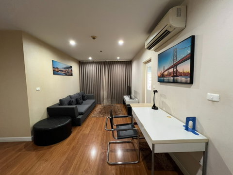 1 ห้องนอน | 1 ห้องน้ำ | BTS Phrom Phong | 51 ตร.ม. | 20,000 บาท/เดือน | ชั้น 8 — Condo One X Sukhumvit 26 กรุงเทพฯ