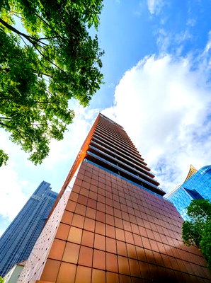 Condos for rent : 2Bed | 2Bath | BTS Thong Lo | 82sqm | THB 120,000/mo | Fl.17 — Khun By Yoo Bangkok