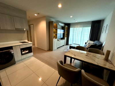 Condos for rent : For Rent - Life One Wireless 2 Bedroom (Corner Room) 63 sqm. BTS Ploenchit ONLY 50,000 THB