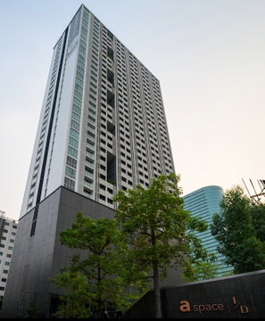 1 ห้องนอน | 1 ห้องน้ำ | MRT Phra Ram 9 | 35 ตร.ม. | 12,000 บาท/เดือน | ชั้น 8 — A Space Asoke-Ratchada กรุงเทพฯ