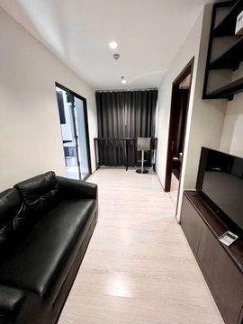 1 ห้องนอน | 1 ห้องน้ำ | MRT Phra Ram 9 | 32 ตร.ม. | 18,000 บาท/เดือน | ชั้น 12 — Rhythm Asoke กรุงเทพฯ