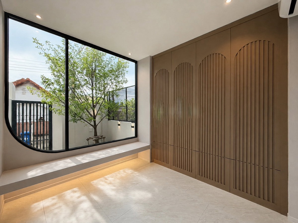 รูป R447 🏡 บ้านเดี่ยวสร้างใหม่ ชั้นเดียว | นวมินทร์ 24 อยู่สบายทุกวัย ไม่ต้องขึ้นลงบันได เพียง 15.15 ล้านเท่านั้น - รูปที่ 3/28