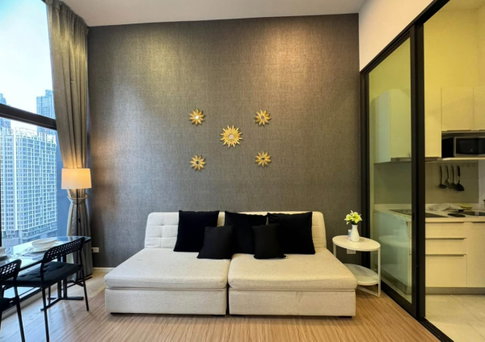 1 ห้องนอน | 1 ห้องน้ำ | MRT Phra Ram 9 | 37 ตร.ม. | 22,000 บาท/เดือน | ชั้น 16 — Chewathai Residence Asoke กรุงเทพฯ