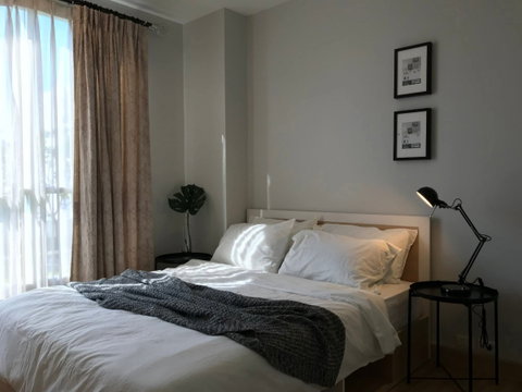 1 ห้องนอน | 1 ห้องน้ำ | BTS Phra Khanong | 31 ตร.ม. | 16,000 บาท/เดือน | ชั้น 6 — Life @ Sukhumvit 65 กรุงเทพฯ