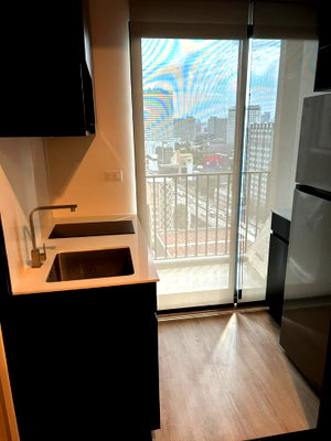 คอนโดให้เช่า : 1 ห้องนอน | 1 ห้องน้ำ | MRT Phra Ram 9 | 30 ตร.ม. | 22,000 บาท/เดือน | ชั้น 15 — Nue District R9 กรุงเทพฯ