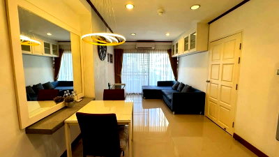 คอนโดให้เช่า : 1 ห้องนอน | 1 ห้องน้ำ | BTS Nana | 62 ตร.ม. | 25,000 บาท/เดือน | ชั้น 8 — Saranjai Mansion กรุงเทพฯ