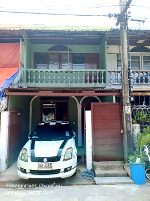 คอนโดให้เช่า : 2 ห้องนอน | 2 ห้องน้ำ | MRT Wong Sawang | 120 ตร.ม. | 57,000 บาท/เดือน | ชั้น 2 — Townhome กรุงเทพฯ