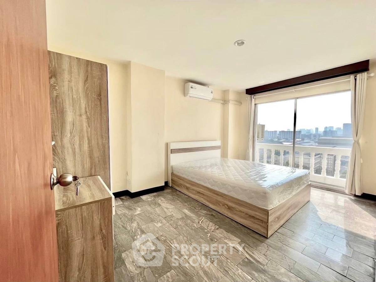 รูป คอนโด 2 ห้องนอน Baan Sukhothai Ramklamhaeng Condominium รามคำแหง (ID 2295108) - รูปที่ 10/12