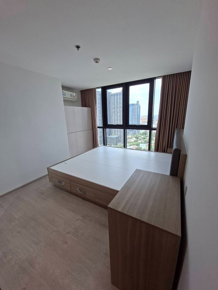 รูป ขายคอนโด อัลติจูด ยูนิคอร์น สาทร - ท่าพระ (Altitude Unicorn Sathorn - Thapra) ขนาด 51.50 ตร.ม. 2 นอน 1 น้ำ 1 ห้องโถง (Duplex 2 ชั้น) เพดานสูง 4.6 เมตร - รูปที่ 10/16