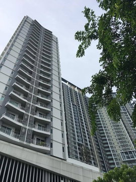 1 ห้องนอน | 1 ห้องน้ำ | BTS Surasak | 50 ตร.ม. | 18,000 บาท/เดือน | ชั้น 20 — Supalai Lite Sathorn - Charoenrat กรุงเทพฯ