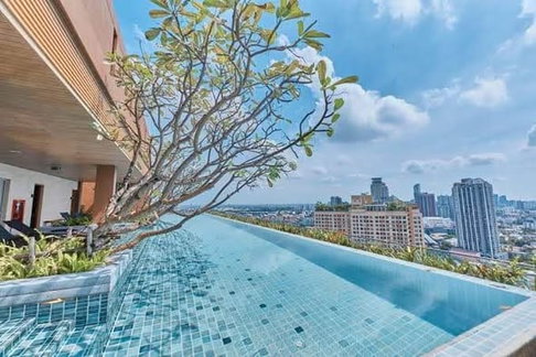1 ห้องนอน | 1 ห้องน้ำ | BTS Ekkamai | 47 ตร.ม. | 38,000 บาท/เดือน | ชั้น 10 — The Lofts Ekkamai กรุงเทพฯ