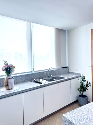 คอนโดให้เช่า : 3 ห้องนอน | 3 ห้องน้ำ | BTS Asok | 147 ตร.ม. | 93,000 บาท/เดือน | ชั้น 27 — Millennium Residence กรุงเทพฯ