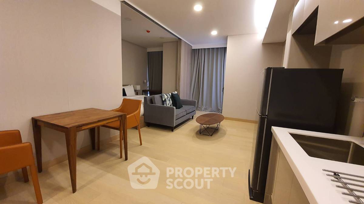 picture 23rd-Floor 1-BR Siamese Exclusive Queens, 100m To MRT Queen Sirikit (ID 3270404) - 1/5