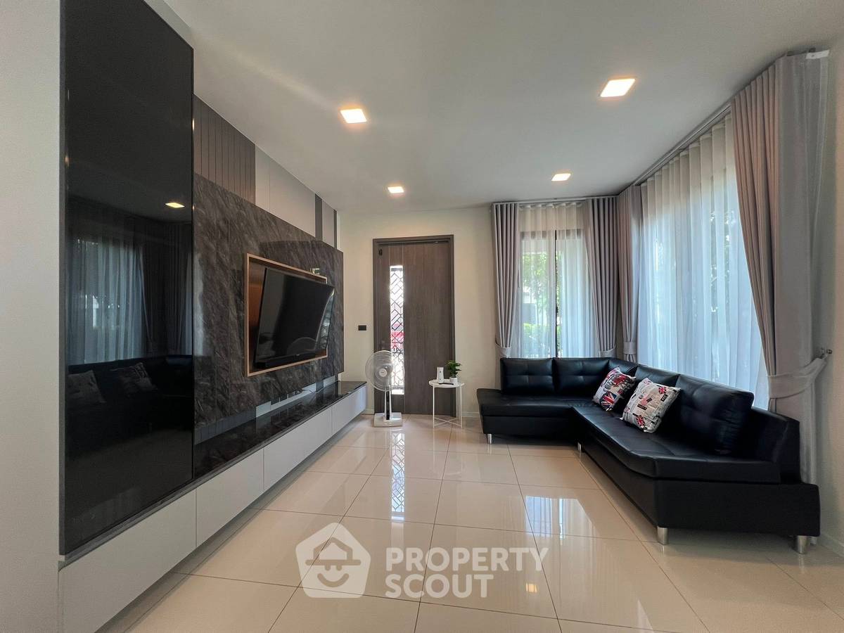 รูป บ้าน 4-ห้องนอน ที่ บริทาเนีย บางนา-กม.12 ใน บางพลีใหญ่ (ID 2833656) - รูปที่ 1/27