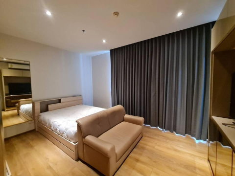 1Bed | 1Bath | BTS Phrom Phong | 32sqm | THB 19,000/mo | Fl.4 — Park Origin Phromphong Bangkok