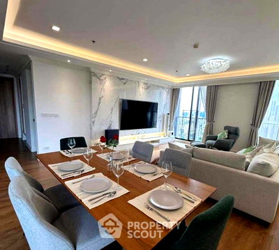 Condos for sale : 3-BR Condo at Noble Be 33 near BTS Phrom Phong (ID 3093502)