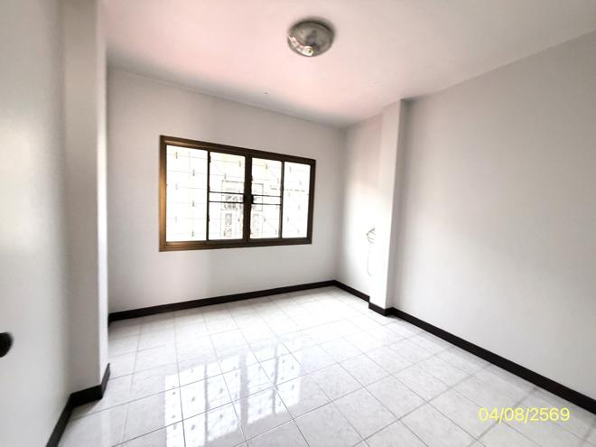picture HOME 50.3 Sq.w. Min Buri Bangkok for 2.8M - 11/33
