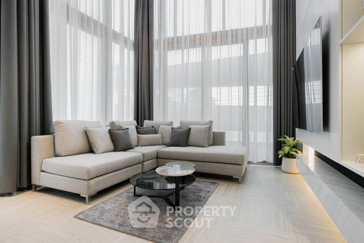 รูป ทาวน์เฮ้าส์ 4-ห้องนอน ที่ ลักซ์ 35 รัชดา-ลาดพร้าว ใน จันทรเกษม (ID 3275027) - รูปที่ 3/25