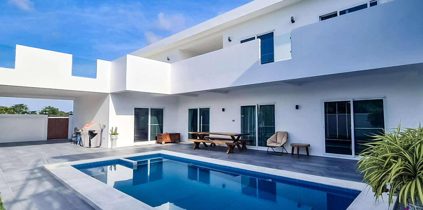 รูป 5 Bedroom Pool Villa for Sale Thung Klom Tan Man East Pattaya - รูปที่ 1/16
