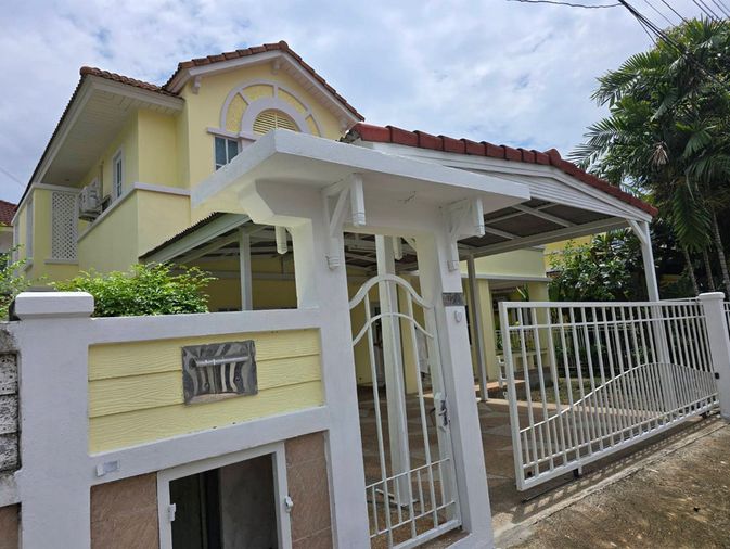 4-bed house for rent, 180 sqm, 72 sq wah, Perfect Place Ramkhamhaeng