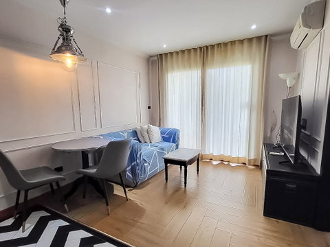 1 Bed Condo for Rent Venetian Signature Condo Resort Pool View