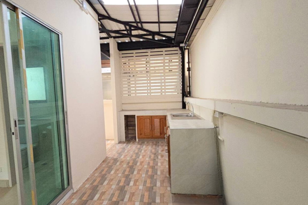 รูป ให้เช่า บ้านแฝด เดอะ เซนโทร สุขุมวิท113 ด่านสำโรง  - รูปที่ 9/16