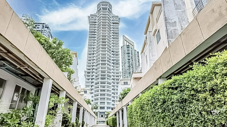 picture High End 2 Bedroom Condo for Sale La Royale Beach Sea View - 10/11