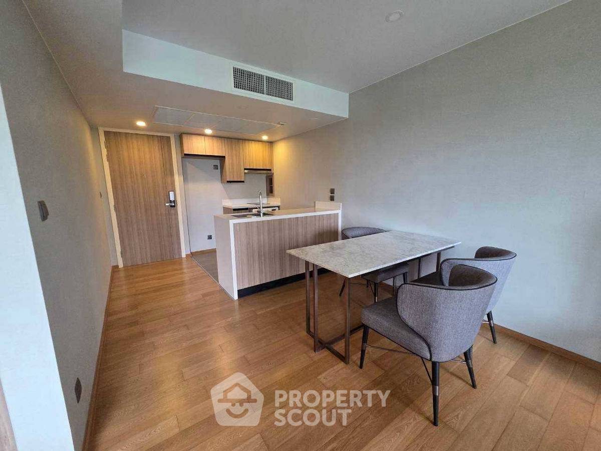 picture 1-BR 200m To BTS Chit Lom At Na Vara Residence (ID 3271662) - 1/5