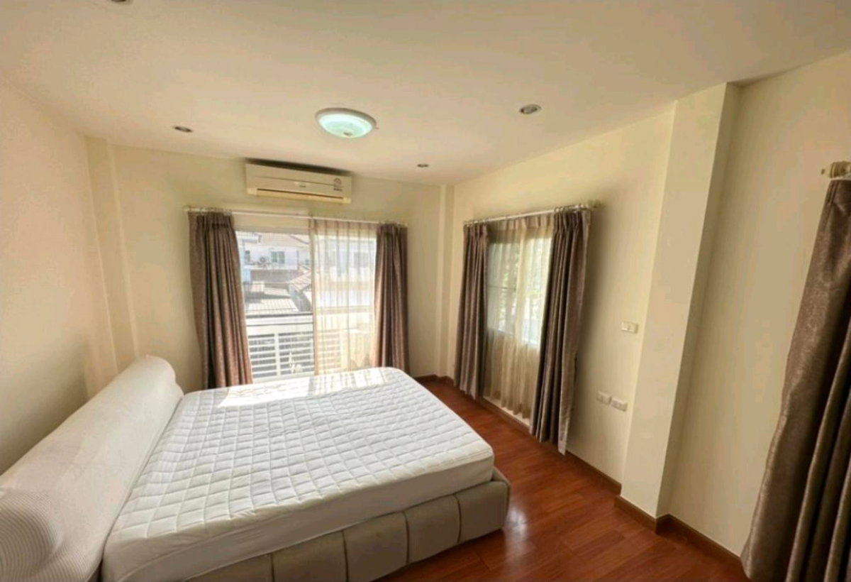 รูป 🏡 ให้เช่าบ้านเดี่ยว 2 ชั้น แปลงมุม หน้าสวน | พื้นที่รอบบ้านกว้าง เป็นส่วนตัว - รูปที่ 4/15