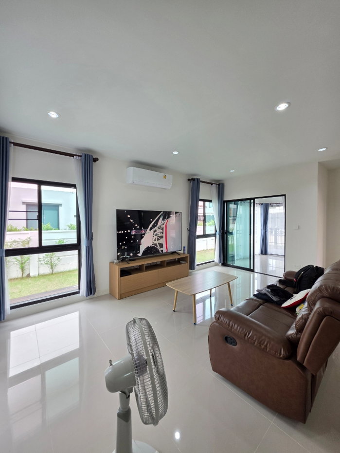 รูป บ้านหลังใหญ่ 4ห้องนอน 1ห้องอเนอกประสงค์ บ้านในโครงการปลอดภัย เงียบสงบ - รูปที่ 5/46