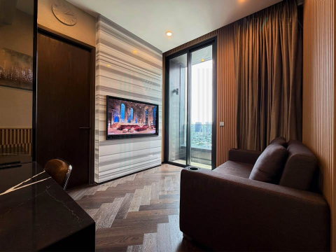 🚩 For Rent Condo THE ESSE SUKHUMVIT 36 Building 1, Floor 21,1 bed room, Room size 39 sqm