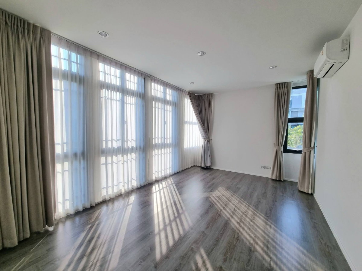 รูป 🏡✨ ขายบ้านเดี่ยว 3 ชั้น The Sonne Srinakarin–Bangna | บ้านแปลงมุม ใกล้ Mega Bangna - รูปที่ 5/15