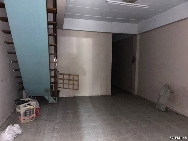รูป ZTL0541 ขายทาวน์เฮ้าส์ ตำบล บ้านอิฐ อำเภอ เมืองอ่างทอง จังหวัด อ่างทอง - รูปที่ 2/8