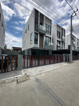 🏡✨ ให้เช่าบ้านแฝด 3 ชั้น Nue Noble Connex House Don Mueang | บ้านพื้นที่ใหญ่ ใช้งานได้หลากหลาย จอดรถได้เยอะ